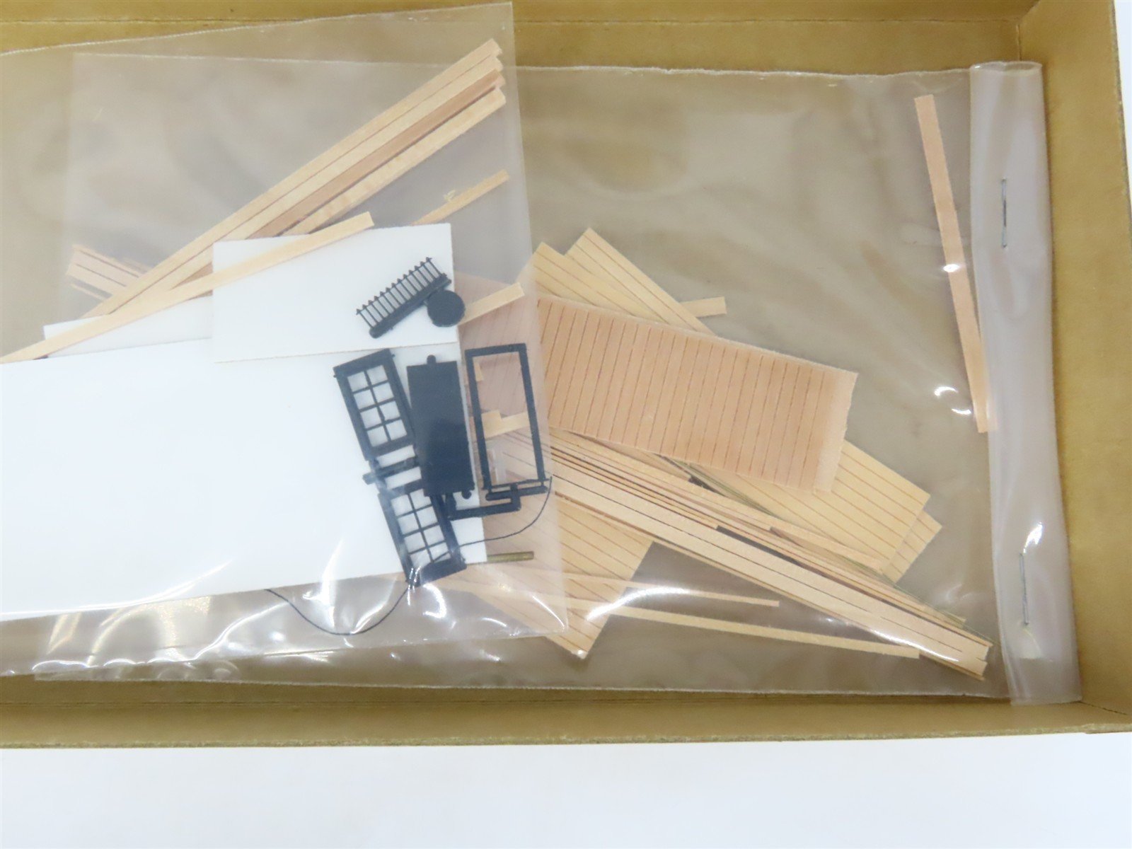 HO 1/87 Scale Sugar Pine Models Craftsman Kit #114 Sand House