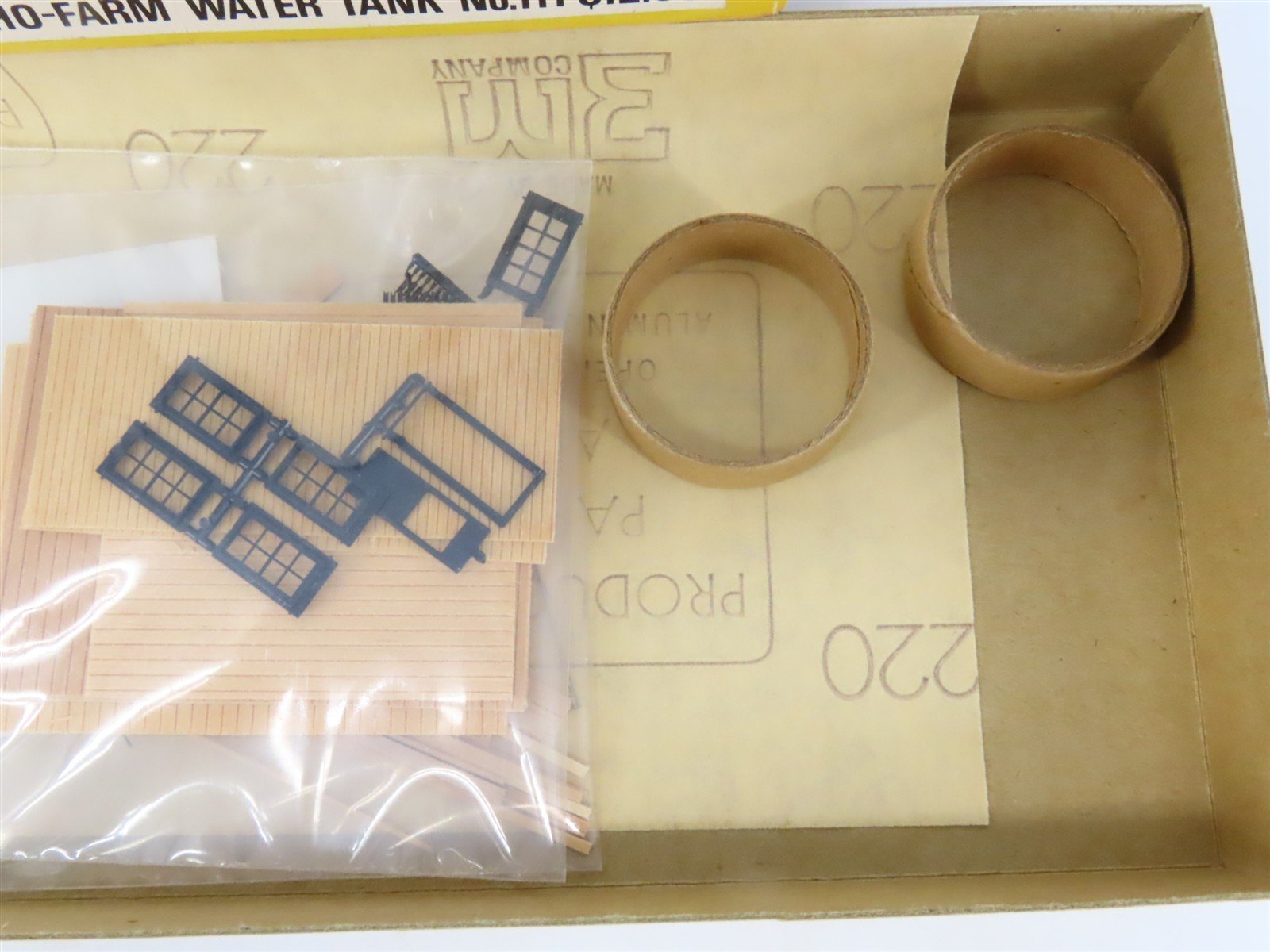 HO 1/87 Scale Sugar Pine Models Craftsman Kit #111 Farm Water Tank