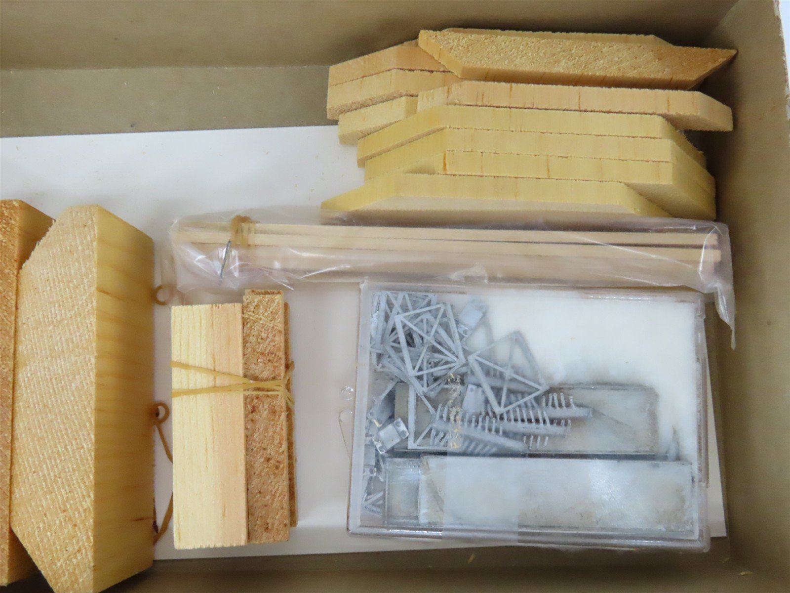 HO Scale Structures SS LTD Craftsman Kit #K122B Steel Plate Girder Deck Bridges