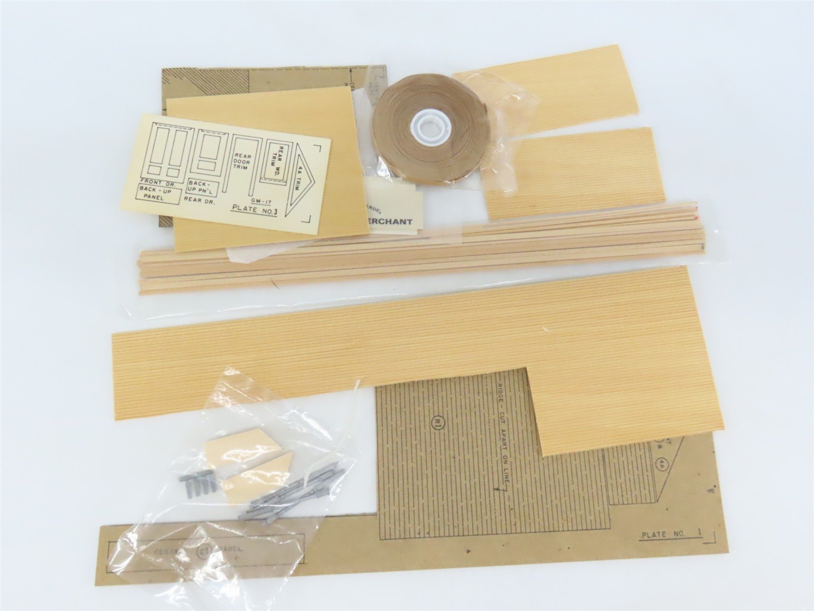 HO 1/87 Scale Classic Miniatures Craftsman Kit #CM-4 General Store - INCOMPLETE