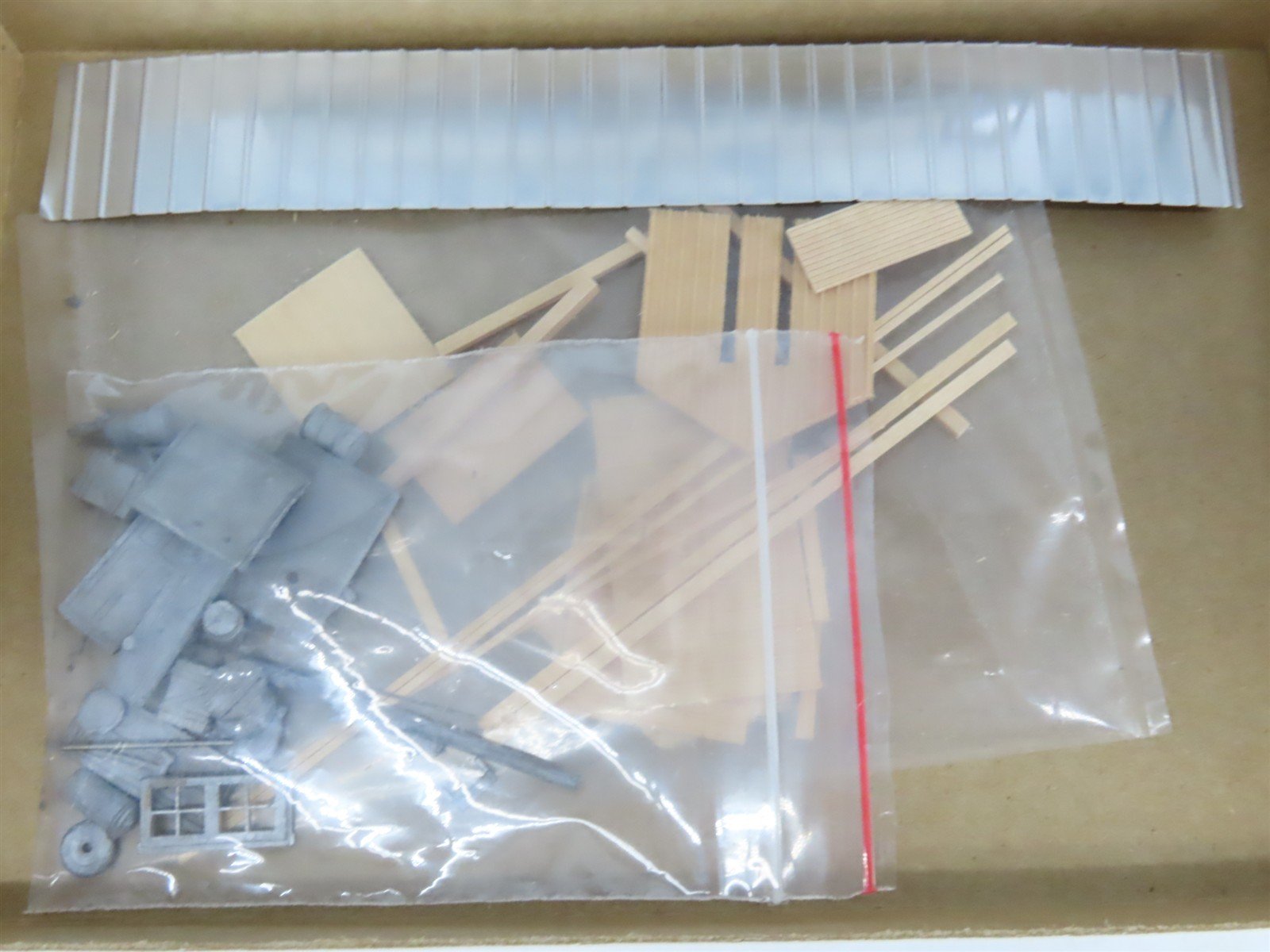 HO Builders In Scale Evening Express Craft-Style Kit #603 Flybinyte Construction