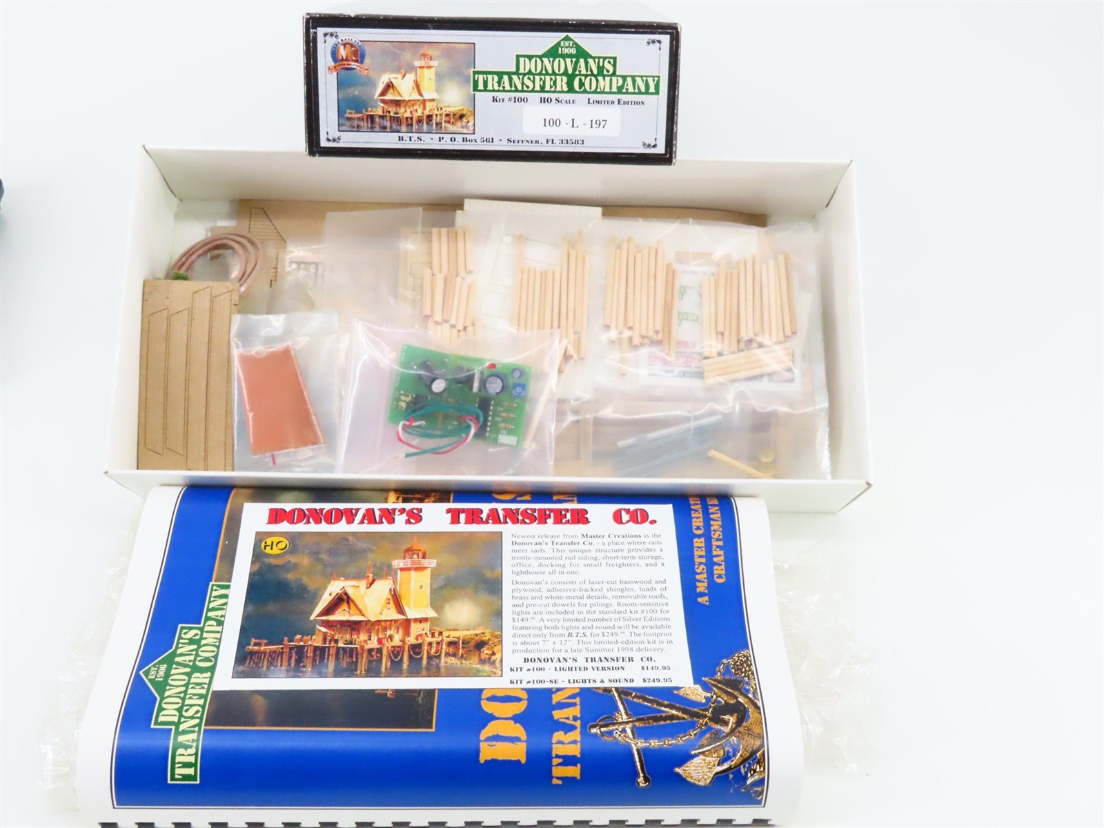 HO Scale Master Creations 100-L-197 Donovan's Transfer Company Building Kit