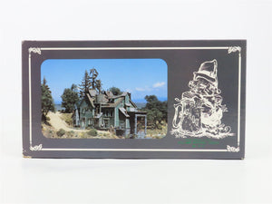 HO/HOn3 Scale Master Creations 65/65-SE Muldoon's Distillery Building Kit wSound