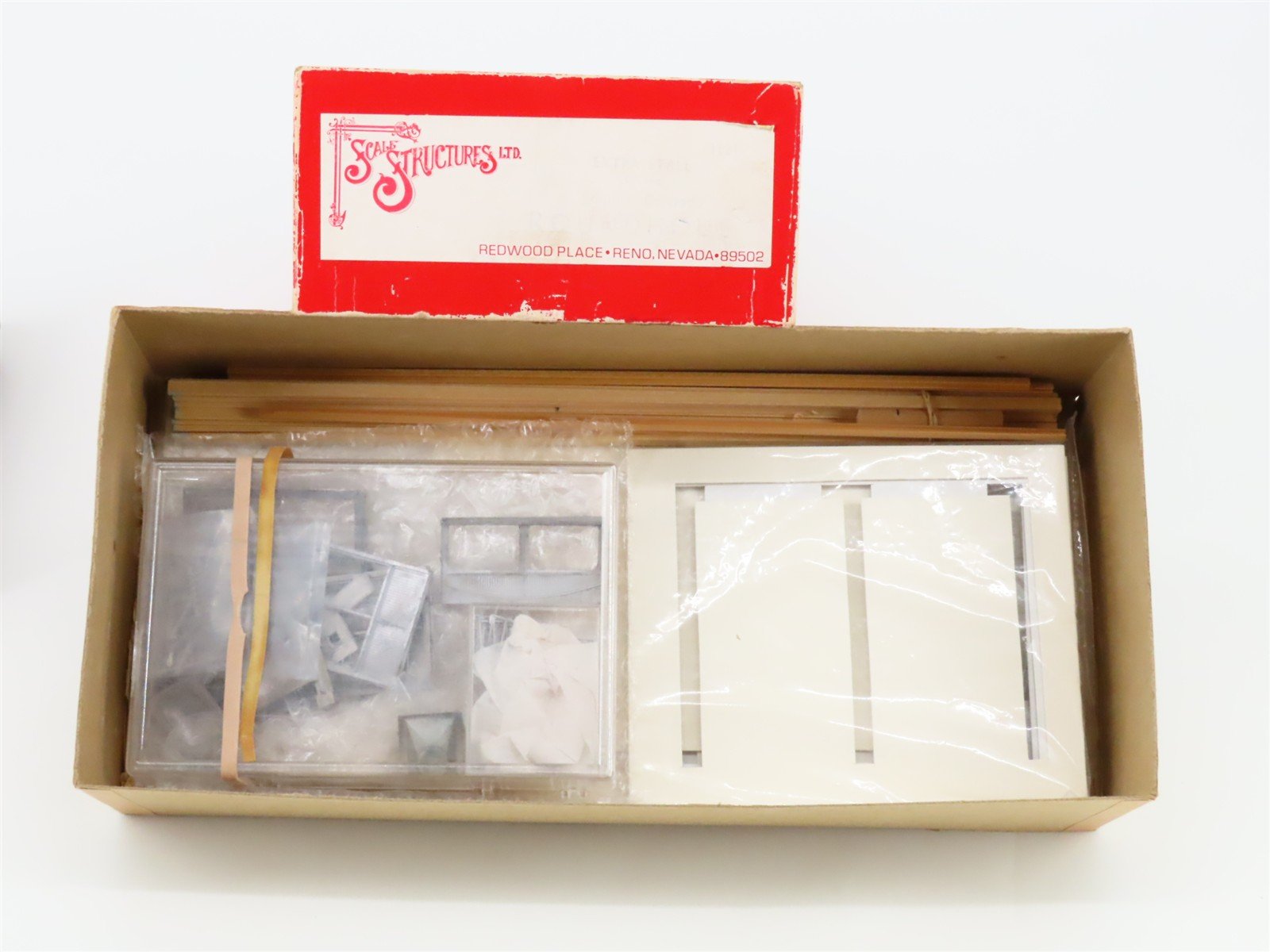HO Scale SS Ltd 1121B Extra Stall for Sterling, CO Roundhouse Building Kit