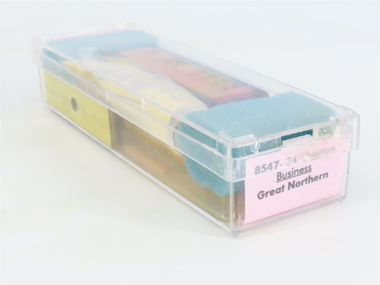 N Roundhouse Kit 8547 GN Great Northern Overton Business Passenger 