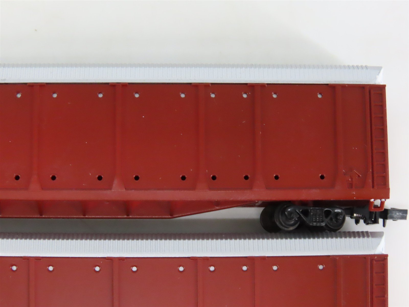 LOT of 3 N Scale Con-Cor 0001-60300 Unlettered Tri-Level Auto Rack Cars