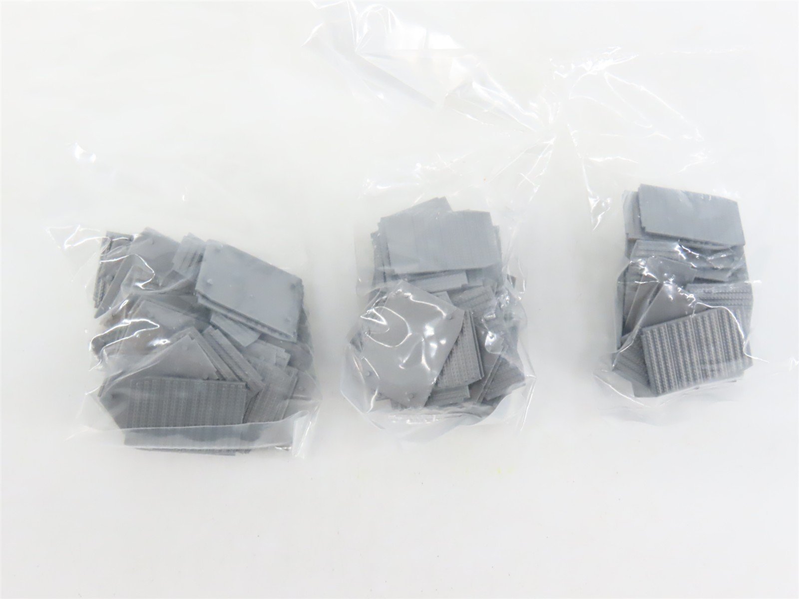 LOT of 3 N Scale Con-Cor 0001-60300 Unlettered Tri-Level Auto Rack Cars
