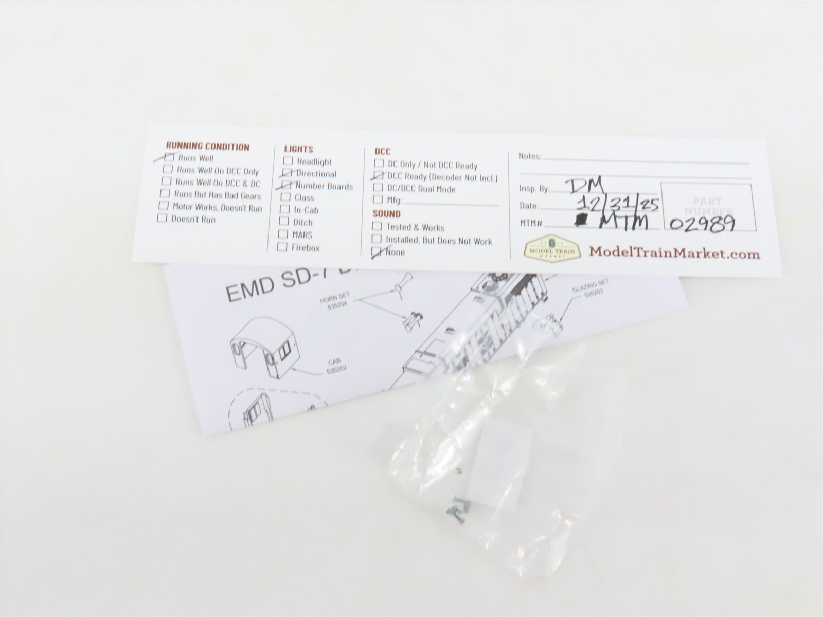 N Scale Atlas Master Silver 40005301 Undecorated EMD SD7 Diesel - DCC Ready