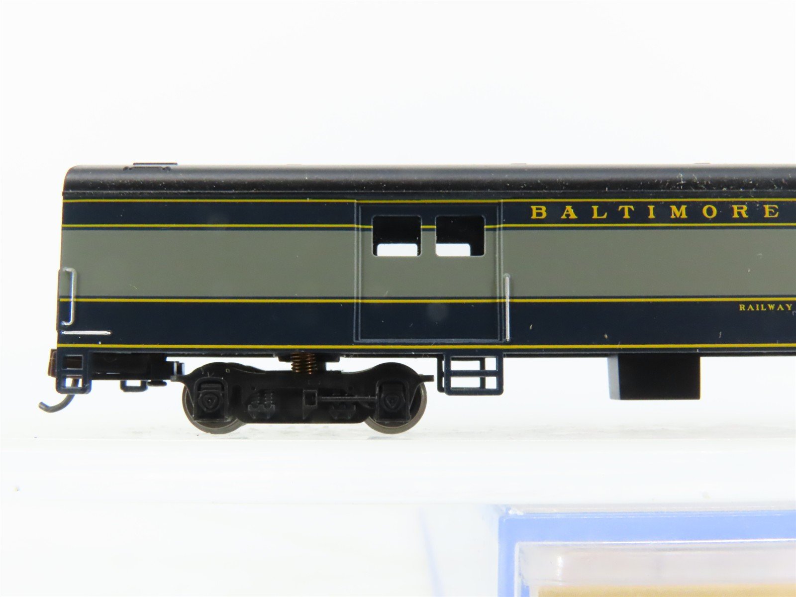 N Scale Bachmann Silver 14453 B&O Baltimore & Ohio 72' Baggage Passenger #763