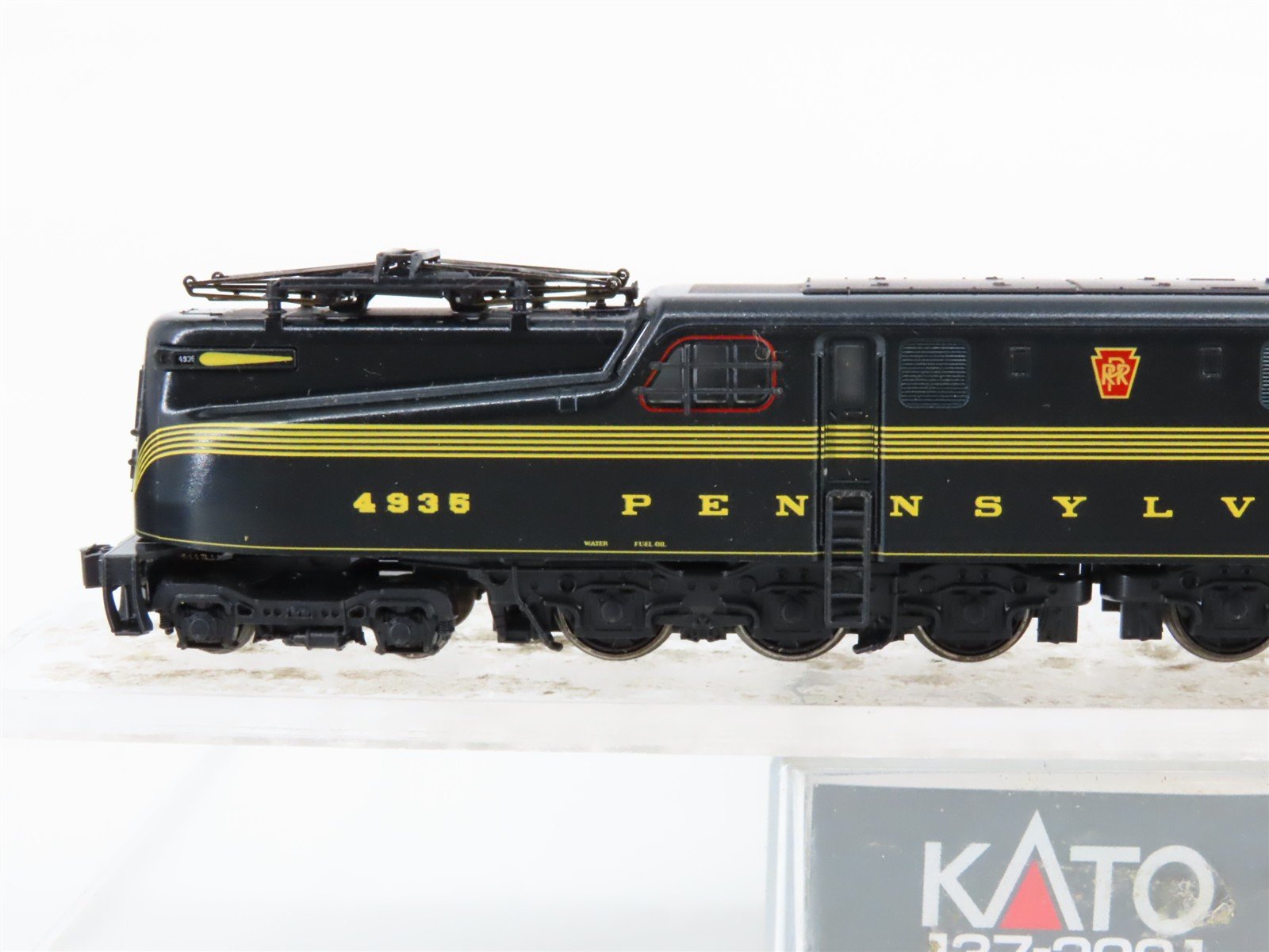 N Scale KATO 137-2001 PRR Pennsylvania GG1 Electric Locomotive #4935 w/ DCC