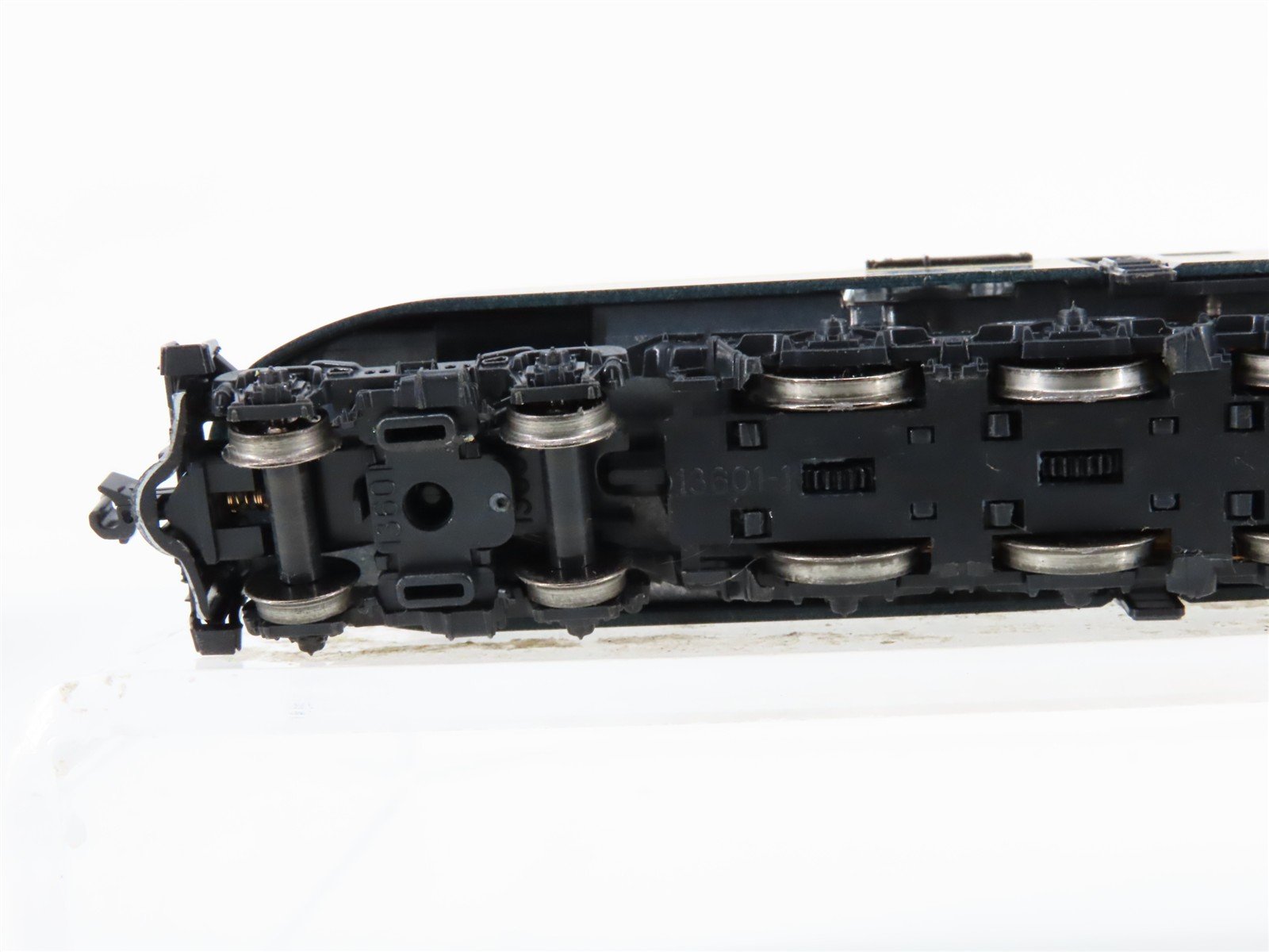 N Scale KATO 137-2001 PRR Pennsylvania GG1 Electric Locomotive #4935 w/ DCC