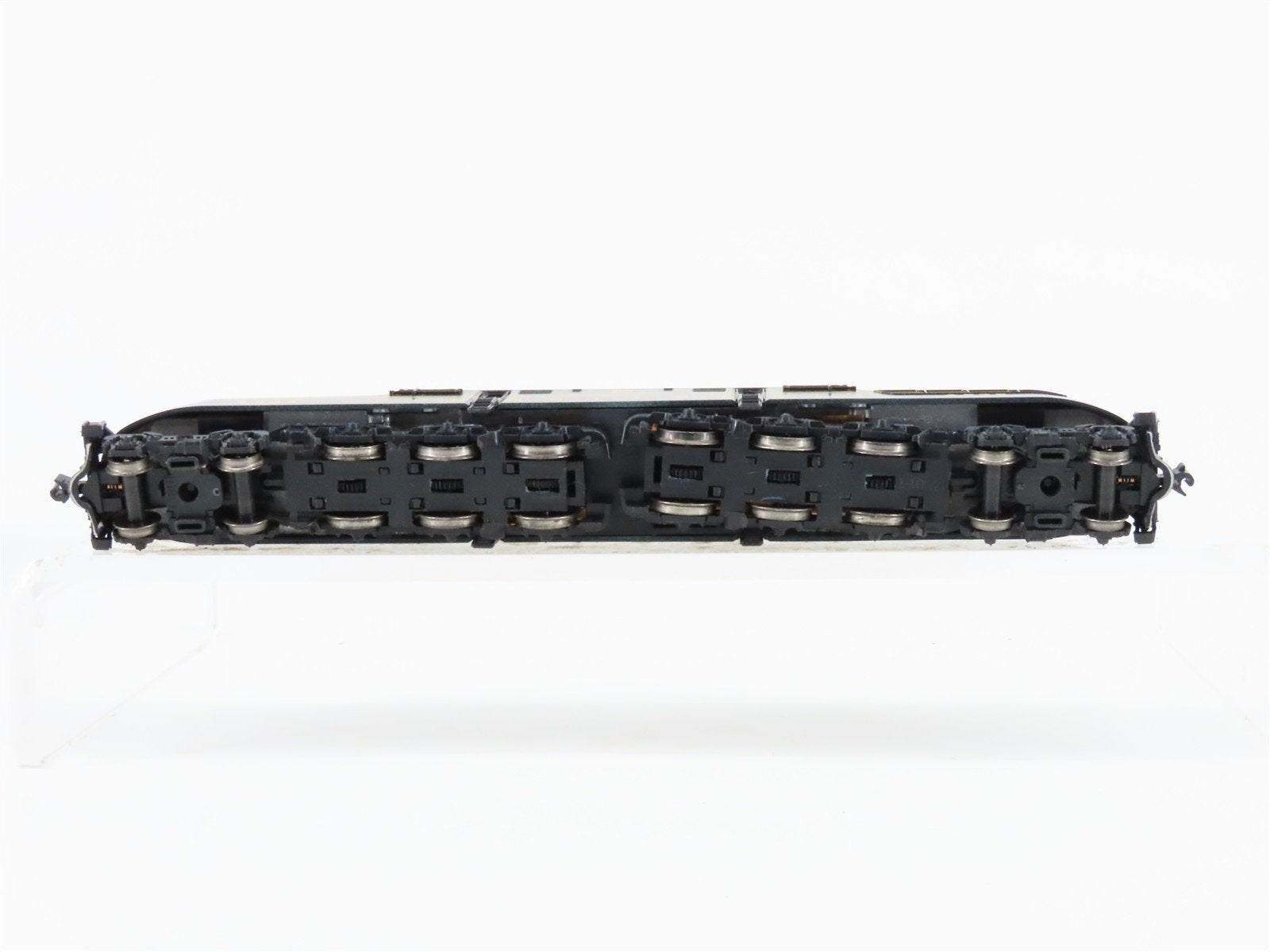 N Scale KATO 137-2001 PRR Pennsylvania GG1 Electric Locomotive #4935 w/ DCC