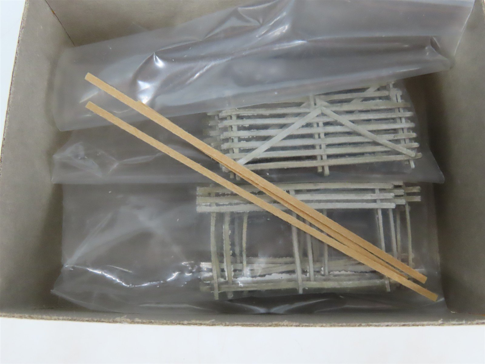 HO 1/87 Builders In Scale Evening Express Kit #608 UP Snow Fences