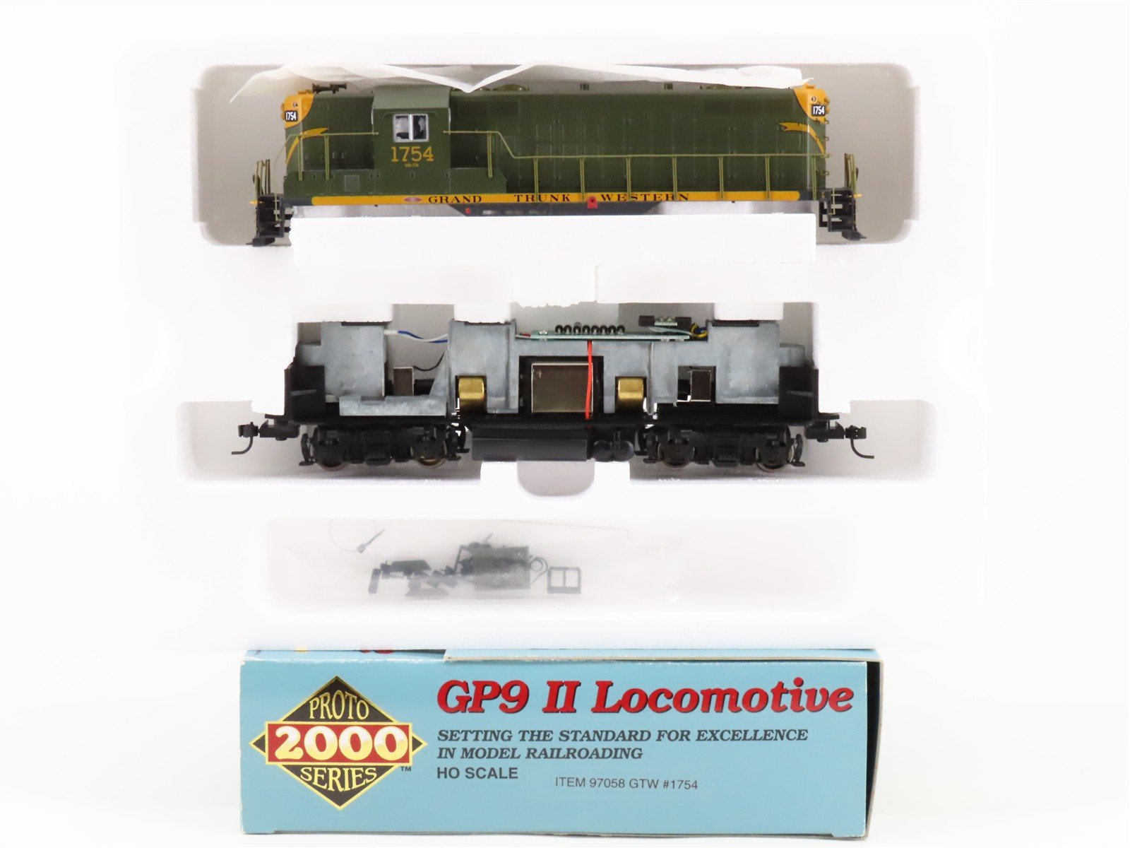 HO Scale Proto 2000 97058 GTW Grand Trunk Western GP9 Diesel #1754 - BAD GEARS