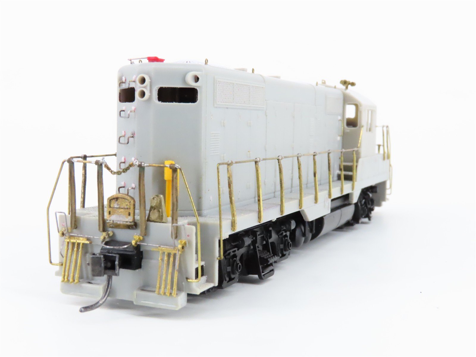 HO Scale Custom Work Proto 2000/Atlas Undecorated EMD GP9 Chop-Nose Diesel