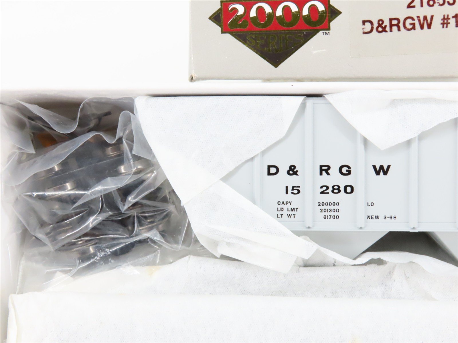 HO Proto 2000 Kit 21853 D&RGW Rio Grande PS2-CD 3-Bay Covered Hopper #15280