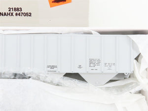 HO Proto 2000 Kit 21883 NAHX North American PS2-CD 3-Bay Covered Hopper #47052
