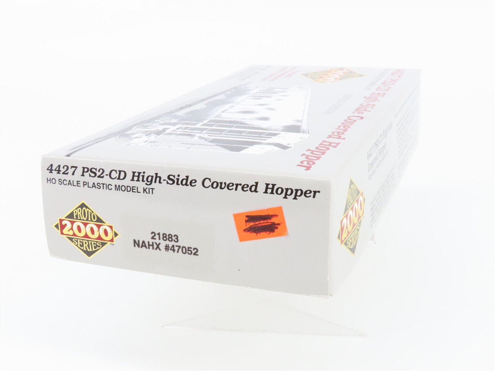 HO Proto 2000 Kit 21883 NAHX North American PS2-CD 3-Bay Covered Hopper #47052