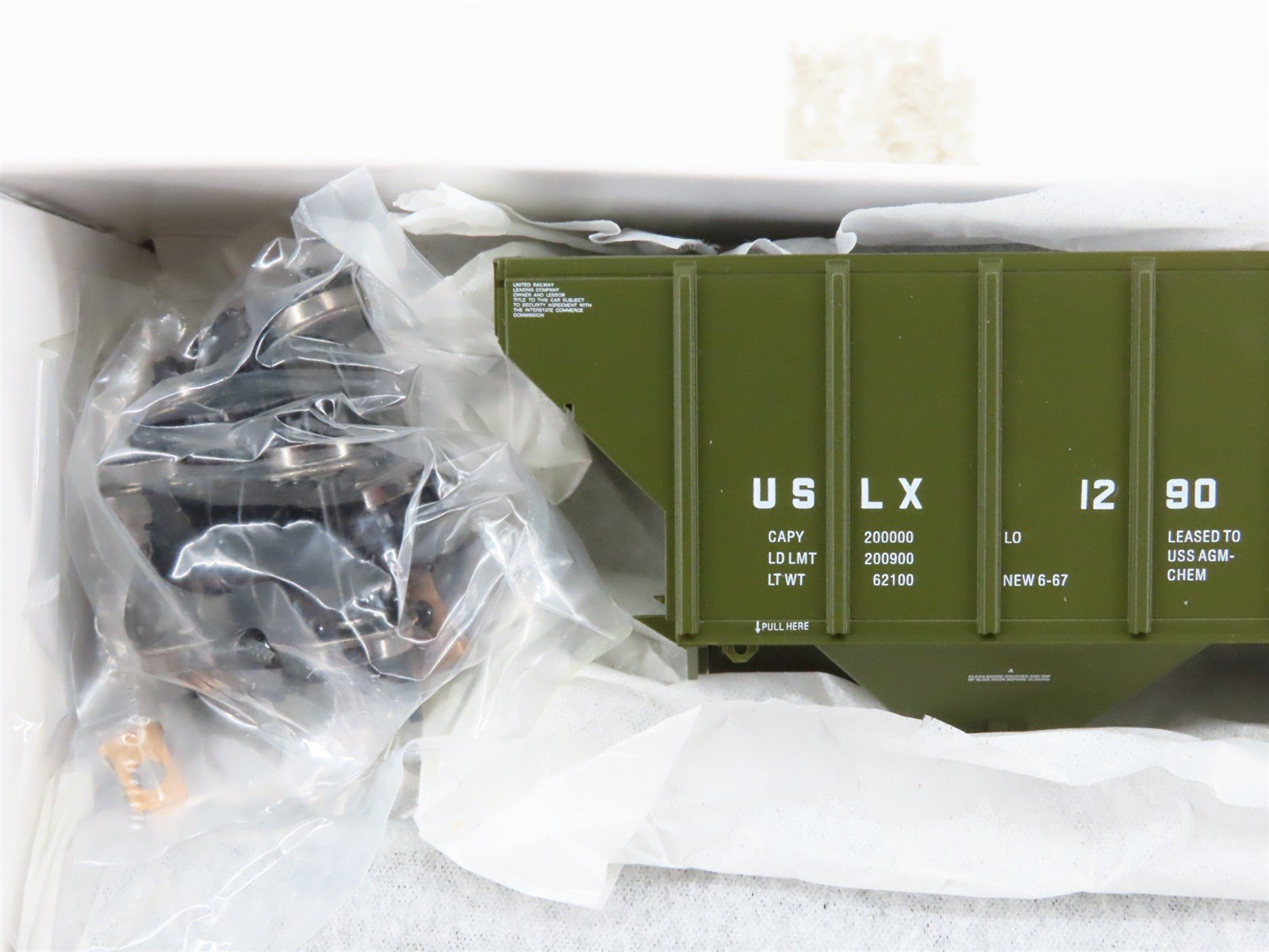 HO Proto 2000 Kit 21865 USLX USS AGM-CHEM PS2-CD 3-Bay Covered Hopper #1290