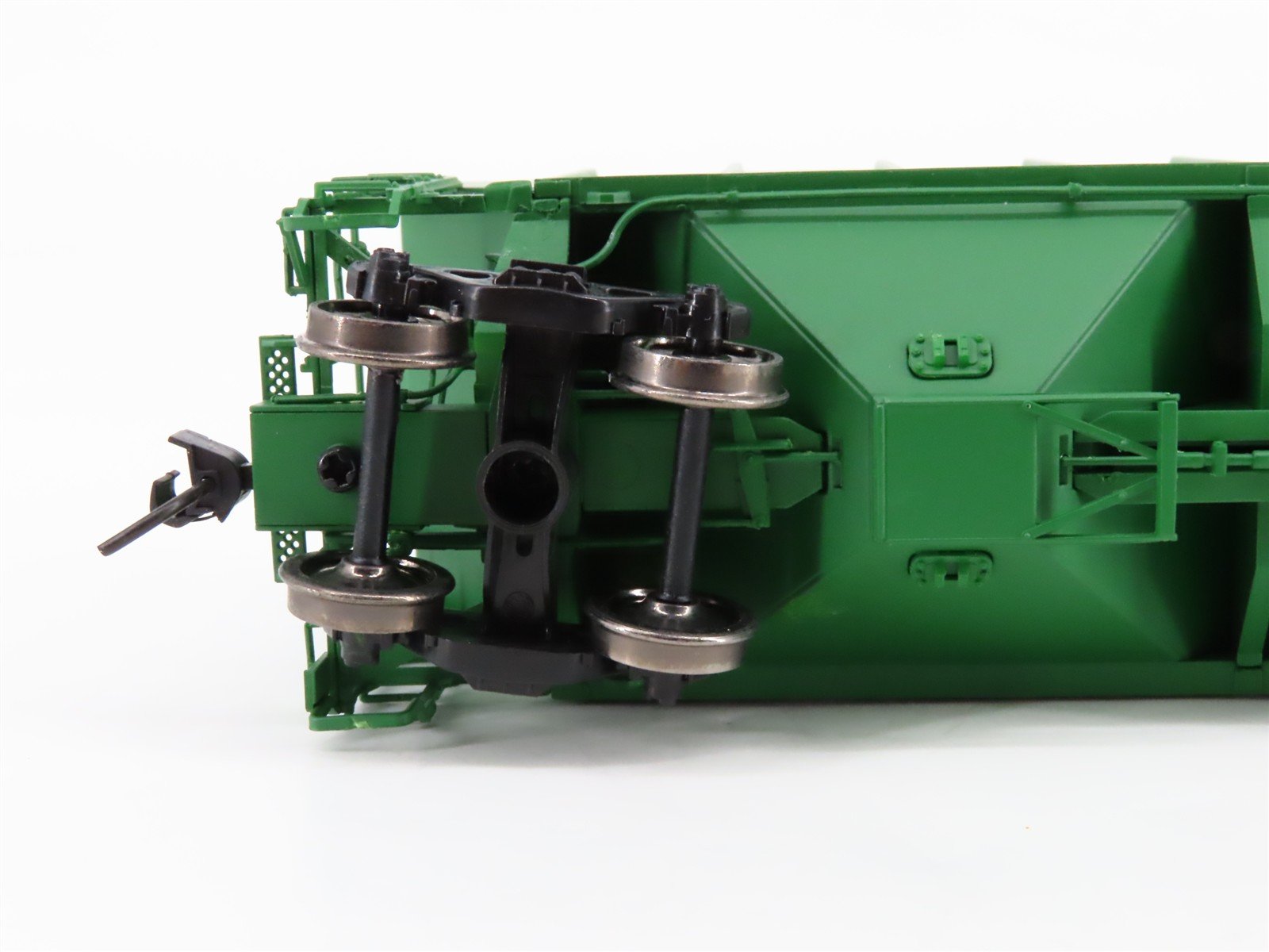 HO Proto 2000 31663 BN Burlington Northern PS2-CD 3-Bay Covered Hopper #450900