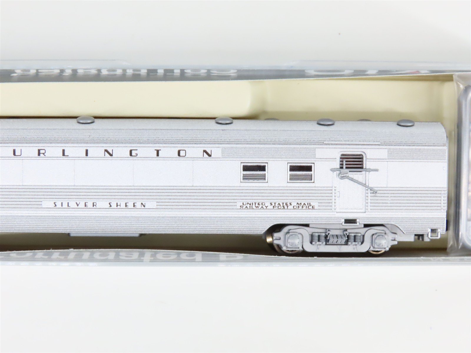 N Scale KATO CB&Q Burlington Route Corrugated Passenger 3-Car Set
