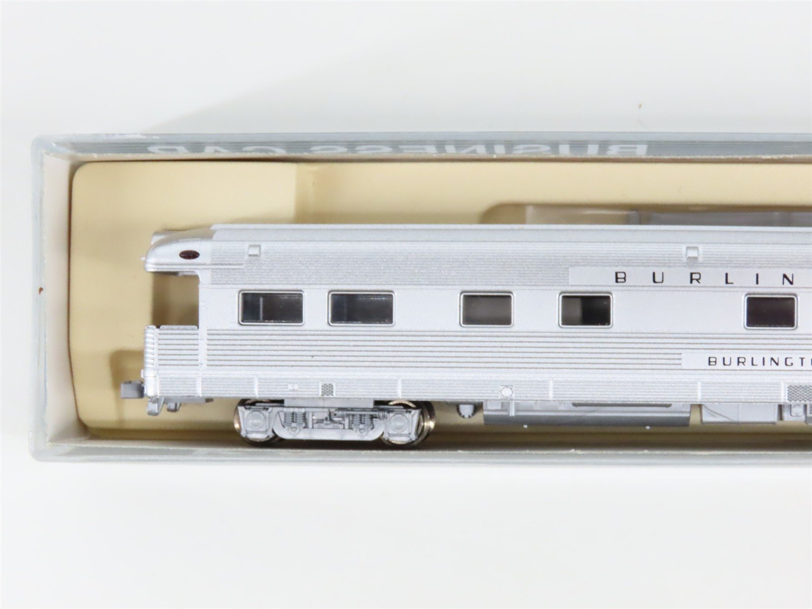 N Scale KATO CB&Q Burlington Route Corrugated Passenger 3-Car Set