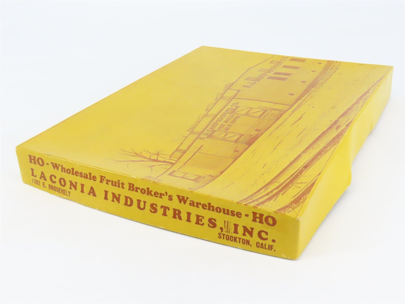 HO Scale Laconia Industries Craftsman Kit Wholesale Fruit Broker's Warehouse