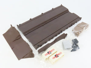 HO 1/87 Scale COX Trainscapes #6232-2 Dockside Freight Dock