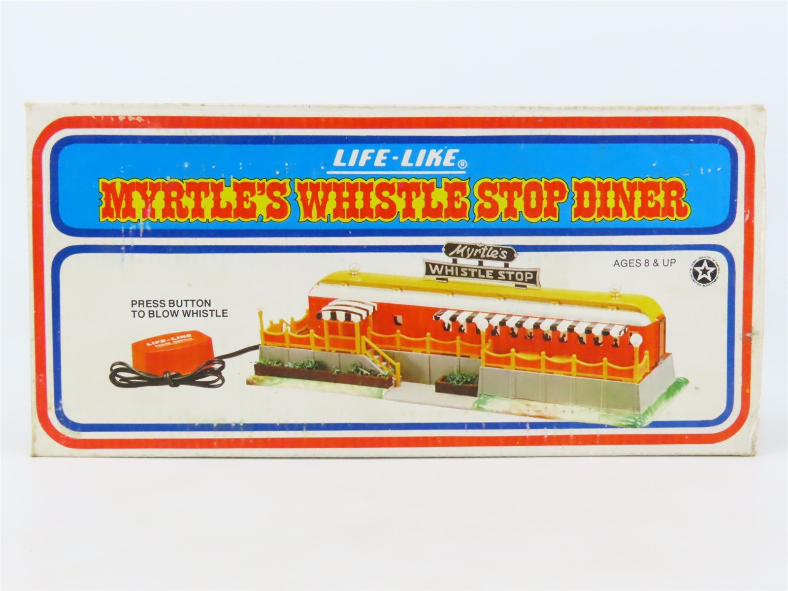 HO 1/87 Scale Life-Like #08707 Myrtle's Whistle Stop Diner w/ Whistle Sound