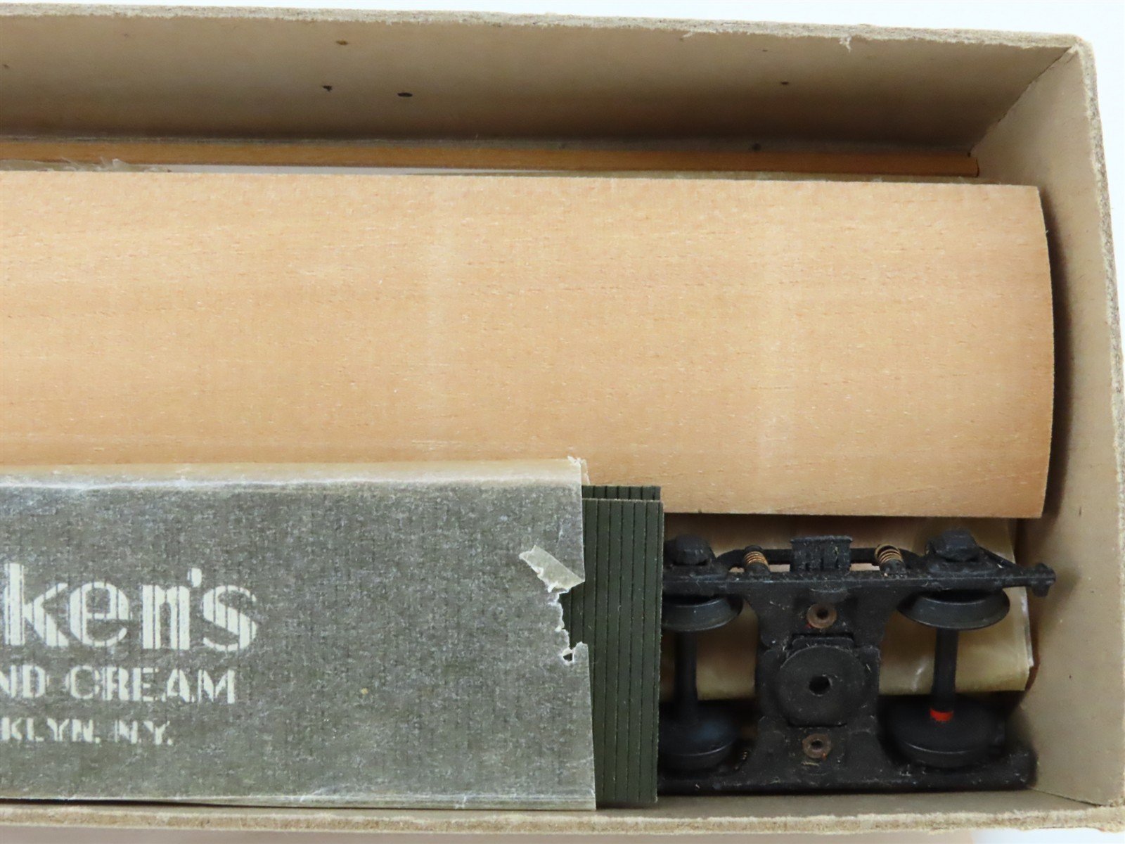 HO Scale Main Line Models Kit GPEX Renken's Milk & Cream 50' Express Reefer #769