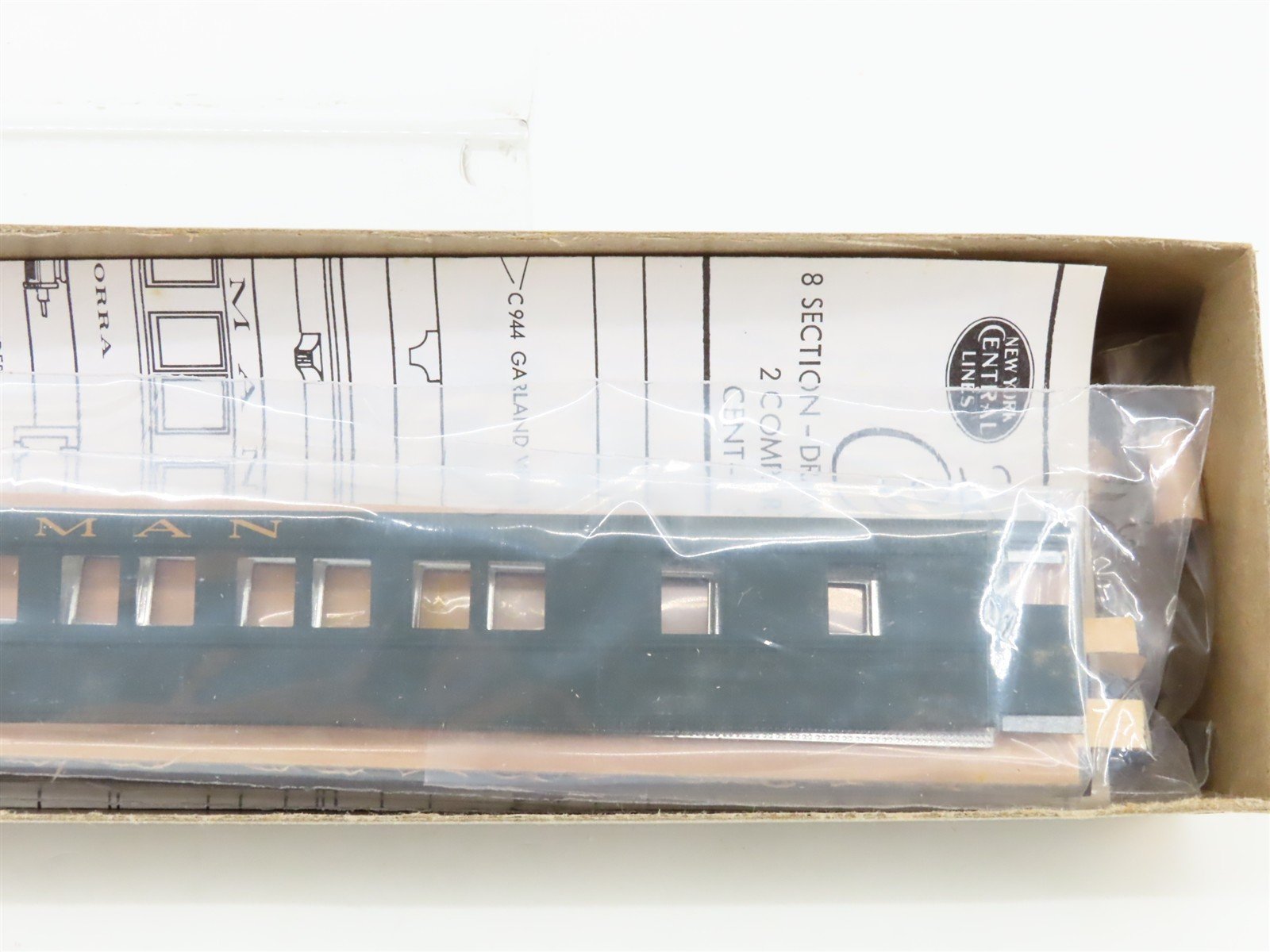 HO Scale Walthers Kit 20th Century Limited 8-Section Pullman Passenger Car