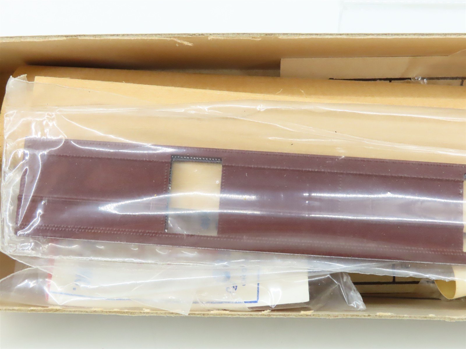 HO Scale Walthers Kit Unlettered PRR Horse/Express Passenger Car