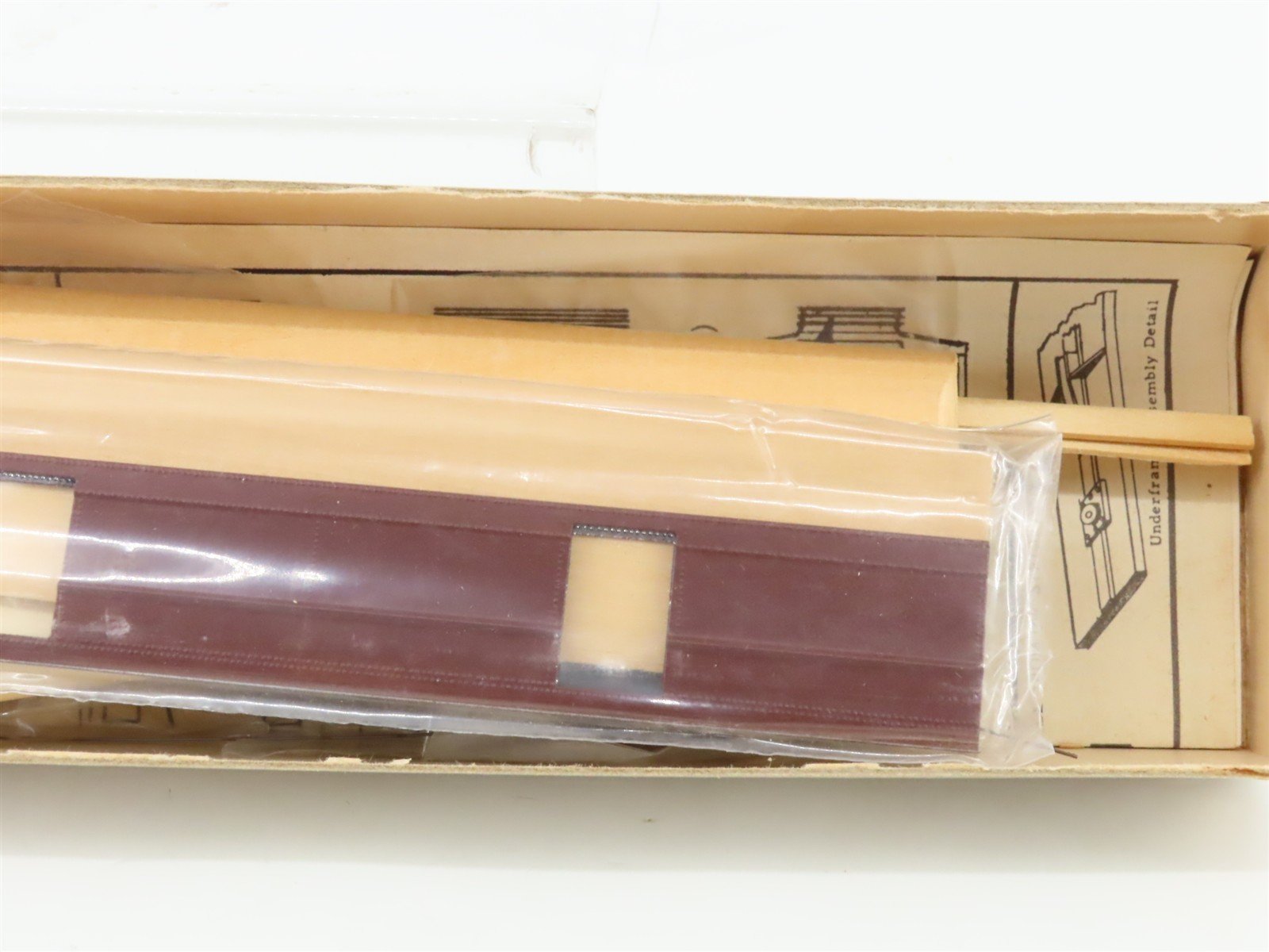 HO Scale Walthers Kit Unlettered PRR Horse/Express Passenger Car