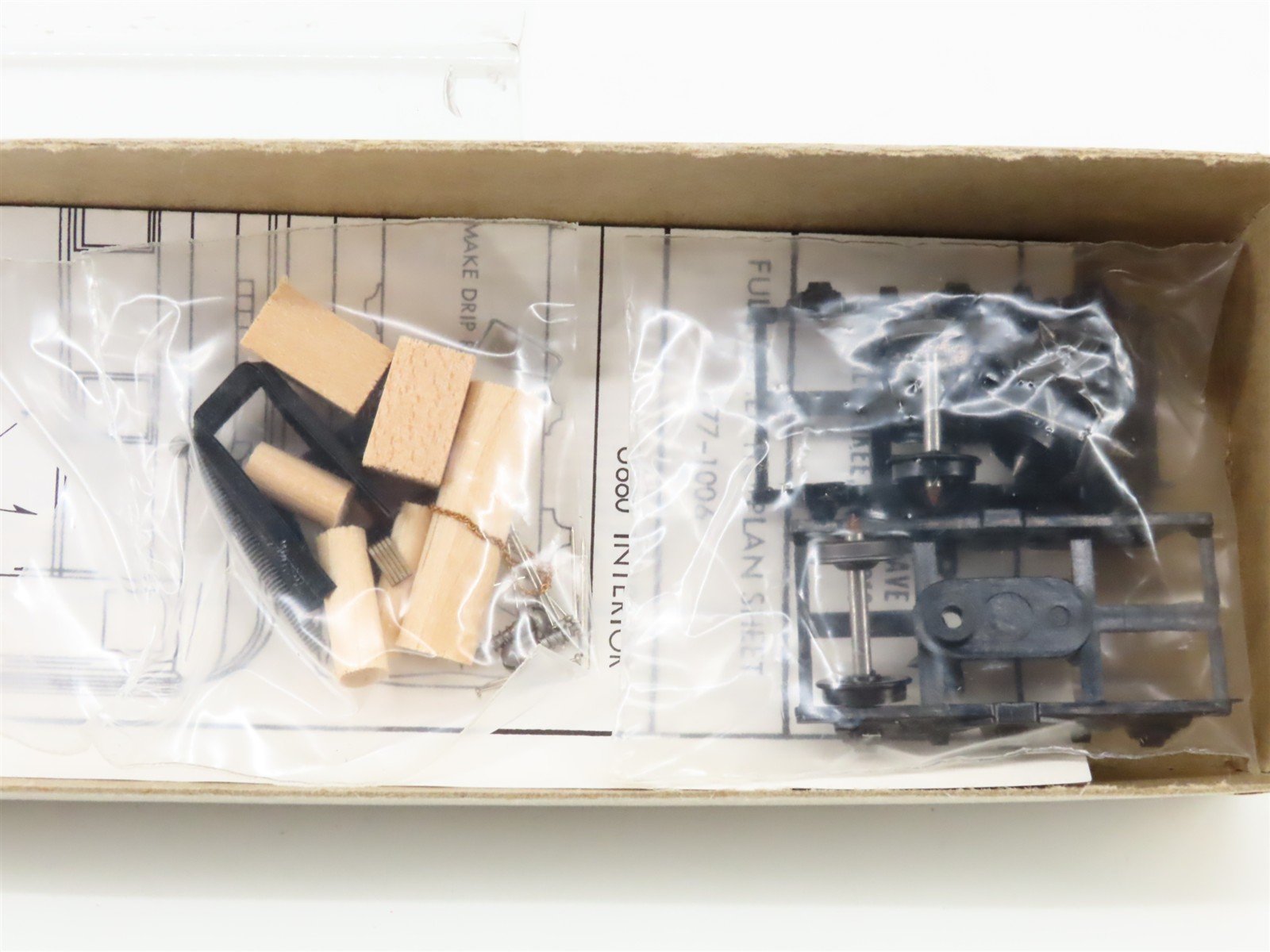 HO Scale Walthers Kit 20th Century Limited 10-Section Pullman Passenger Car