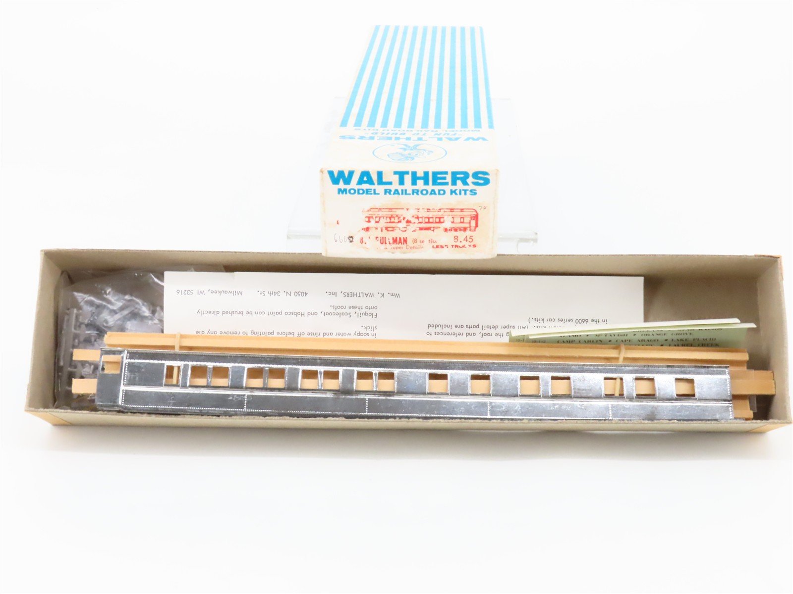 HO Scale Walthers Kit Undecorated 80' 8-Section Pullman Passenger Car