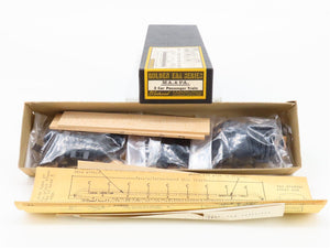 HO Scale Westwood Golden Era Craftsman Kit Undecorated Ma&Pa Passenger 2-Car Set