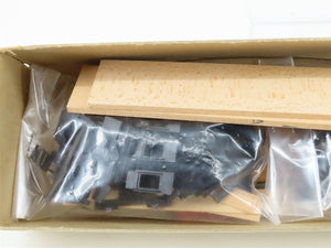 HO Scale Westwood Golden Era Craftsman Kit Undecorated Ma&Pa Passenger 2-Car Set