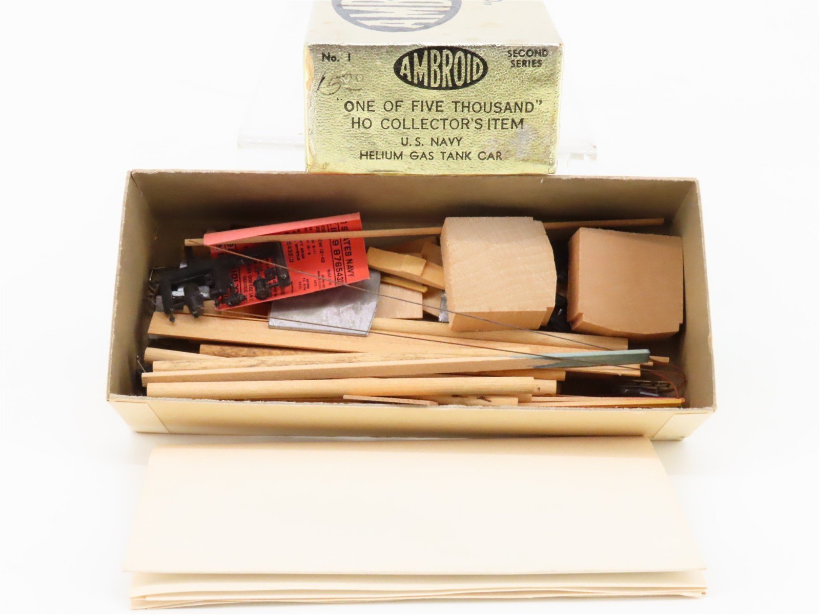HO Scale Ambroid Craftsman Kit #1 Undecorated US Navy Helium Gas Cylinder Car