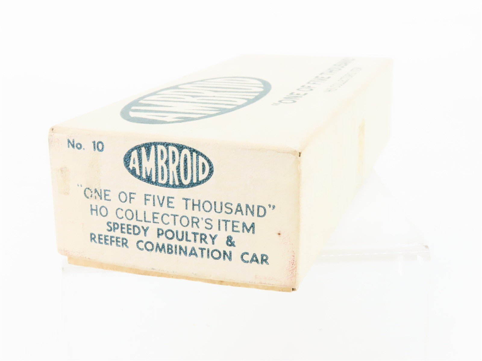 HO Ambroid Craftsman Kit #10 Undecorated Speedy Poultry/Reefer Combination Car