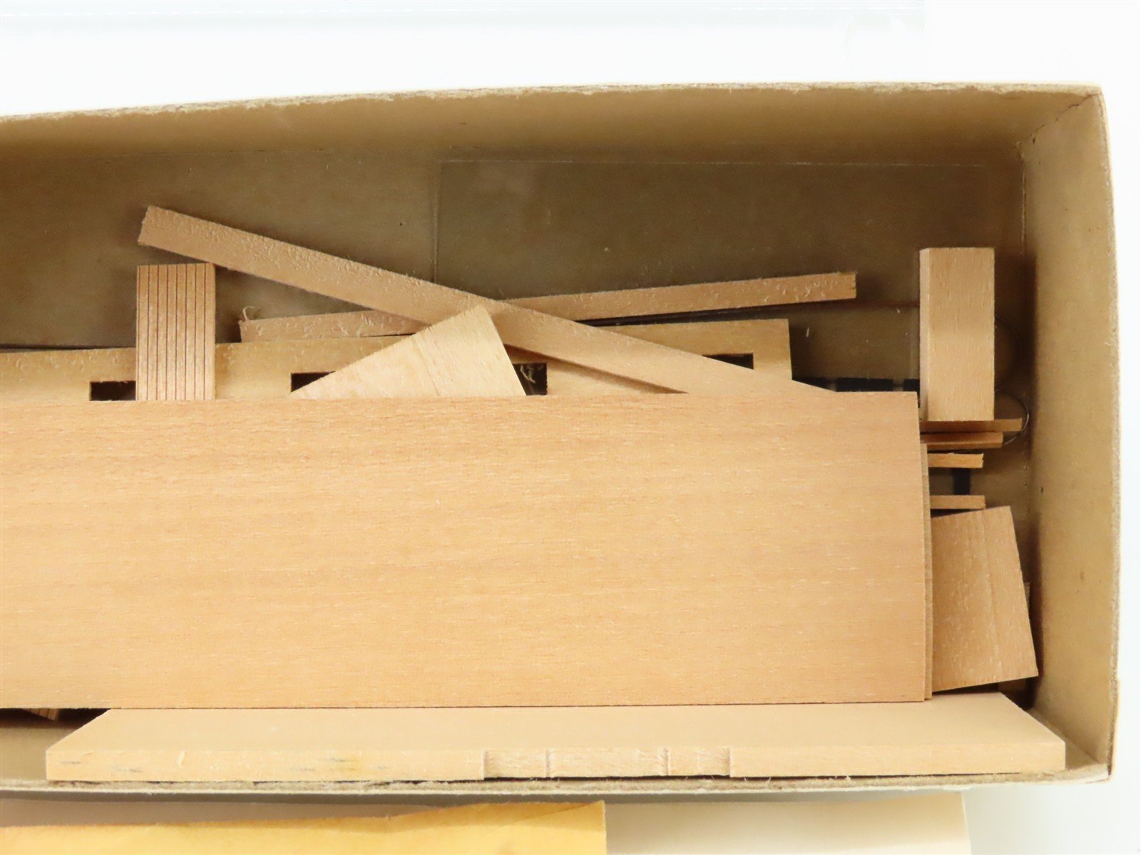 HO Scale Ambroid Craftsman Kit #9 Undecorated CB&Q Dynamometer Car