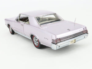 1:24 Scale Danbury Mint Die-Cast 1965 Pontiac GTO