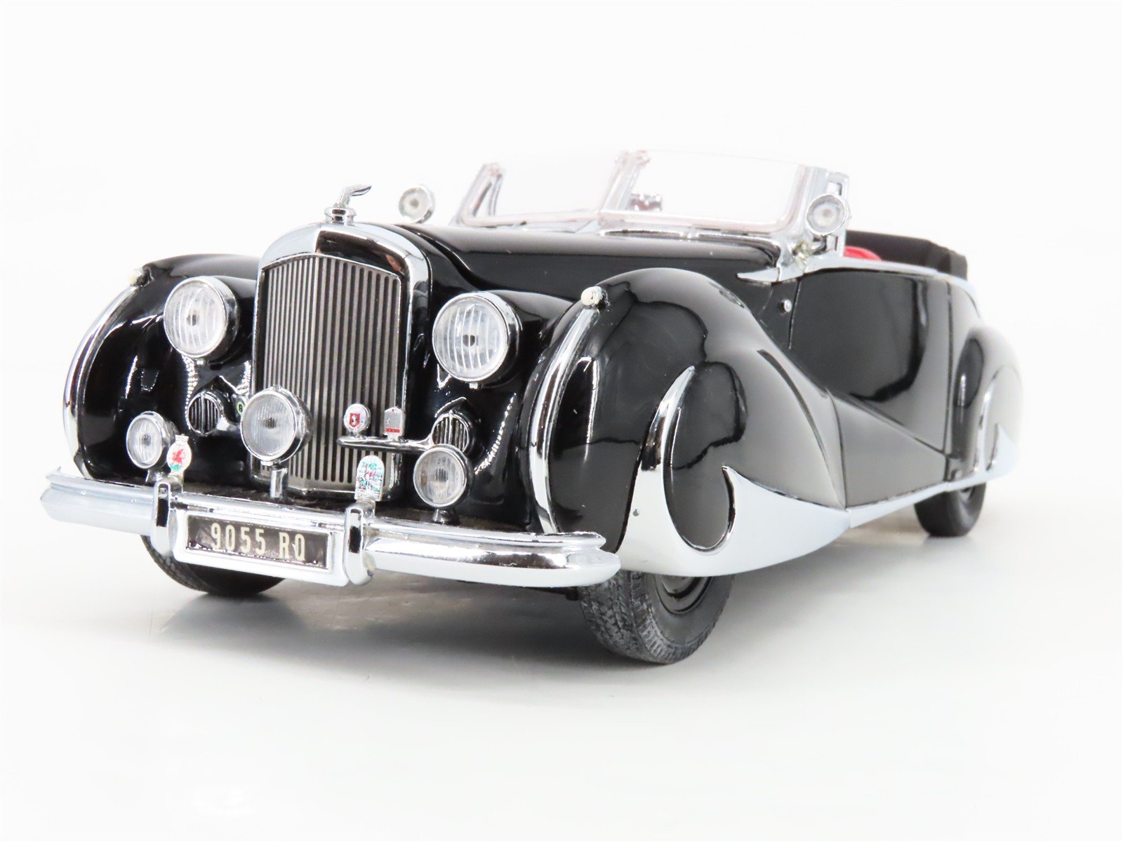 1:24 Scale Franklin Mint Die-Cast 1947 Bentley Mark VI Drophead Coupe