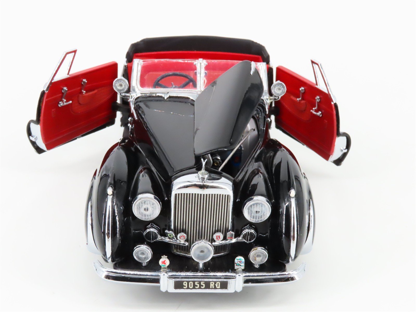 1:24 Scale Franklin Mint Die-Cast 1947 Bentley Mark VI Drophead Coupe