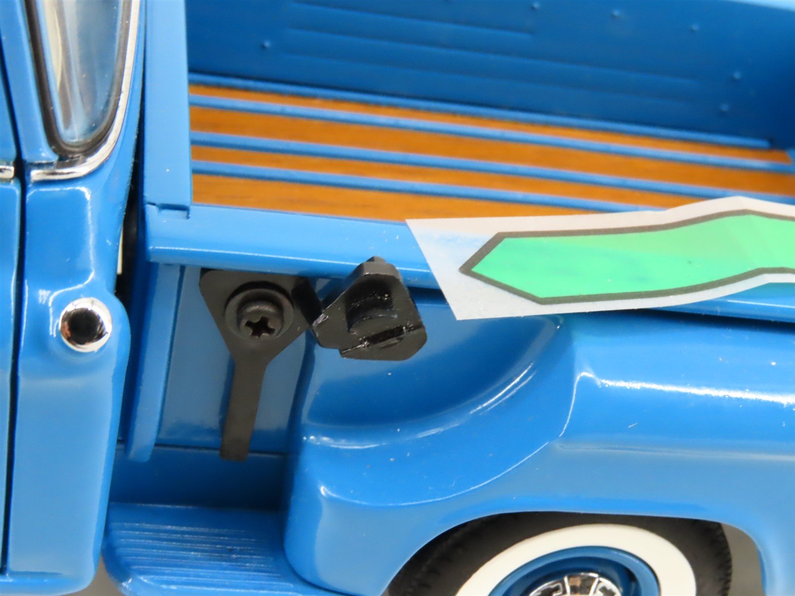 1:24 Scale Danbury Mint Die-Cast 1958 Chevrolet Apache Pickup Truck