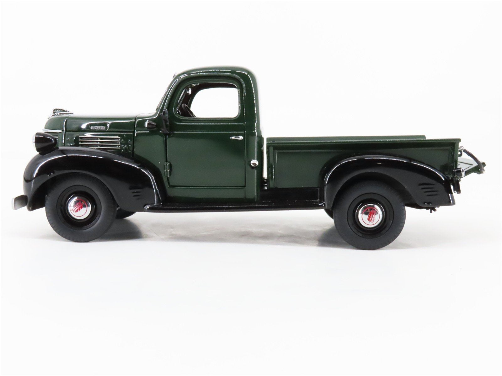 1:24 Scale Danbury Mint Die-Cast 1941 Plymouth Pickup Truck
