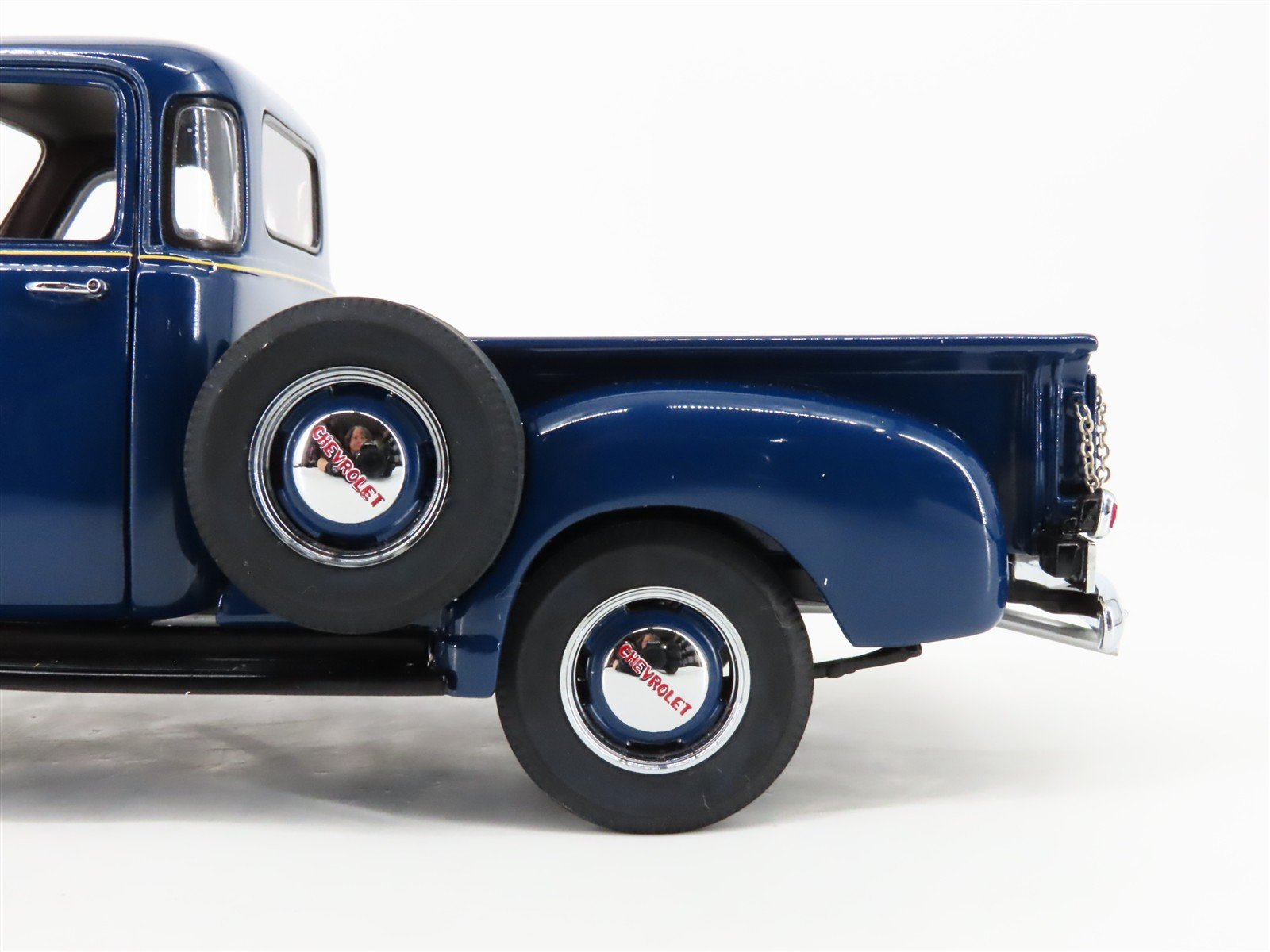 1:24 Scale Danbury Mint Die-Cast 1953 Blue Chevrolet 3100 Pickup Truck