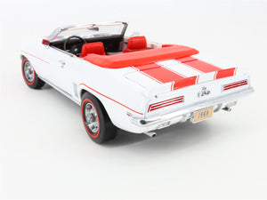 1:24 Scale Danbury Mint Die-Cast 1969 Chevrolet Camaro SS - Racing Colors