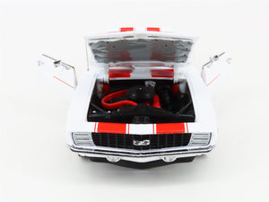 1:24 Scale Danbury Mint Die-Cast 1969 Chevrolet Camaro SS - Racing Colors
