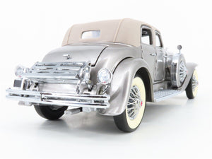 1:24 Scale Franklin Mint Die-Cast 1933 Duesenberg SJ Twenty Grand Sedan