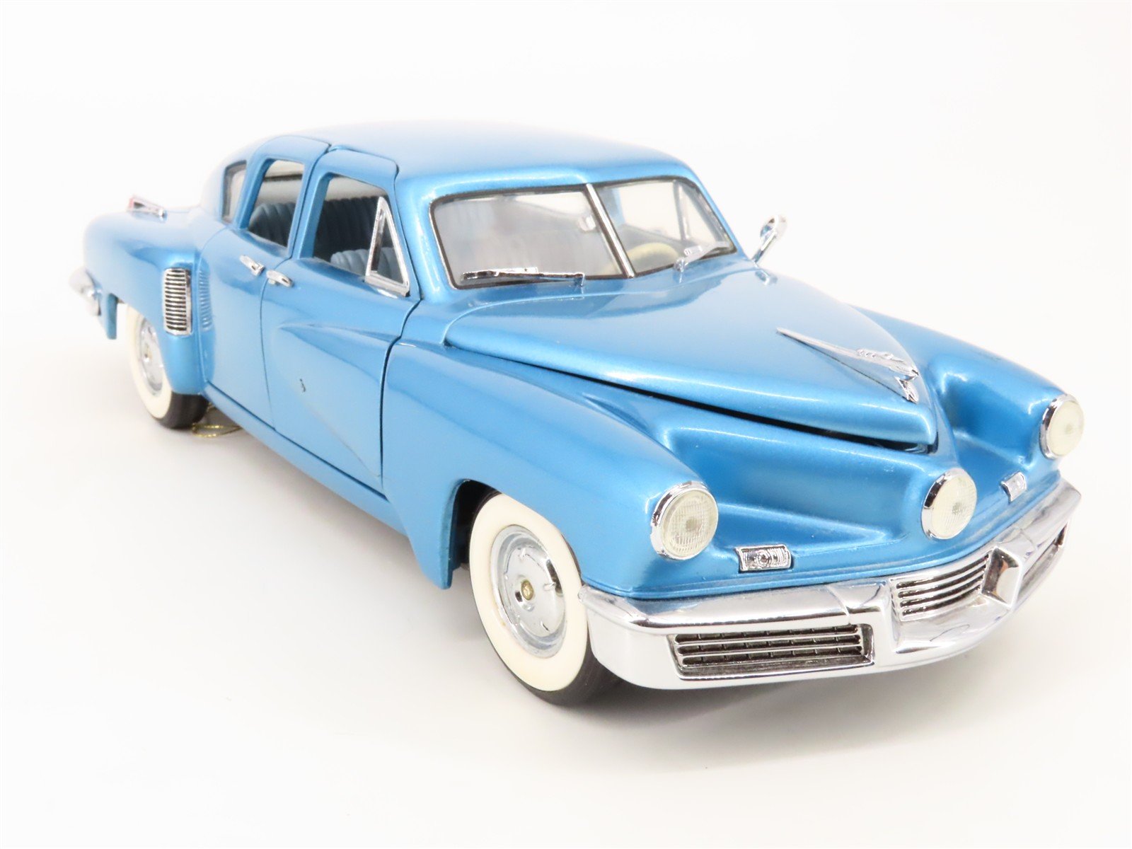 1:24 Scale Franklin Mint Die-Cast 1948 Tucker 48 Sedan